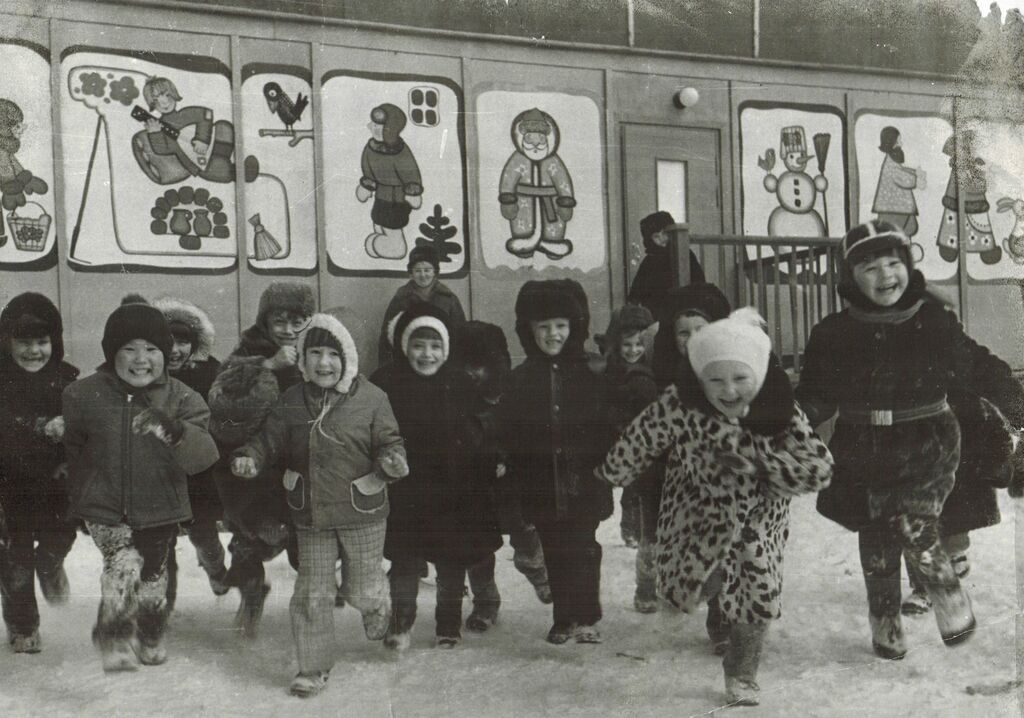 Воспитанники первого детского сада Таёжик СМП-575 1975 год