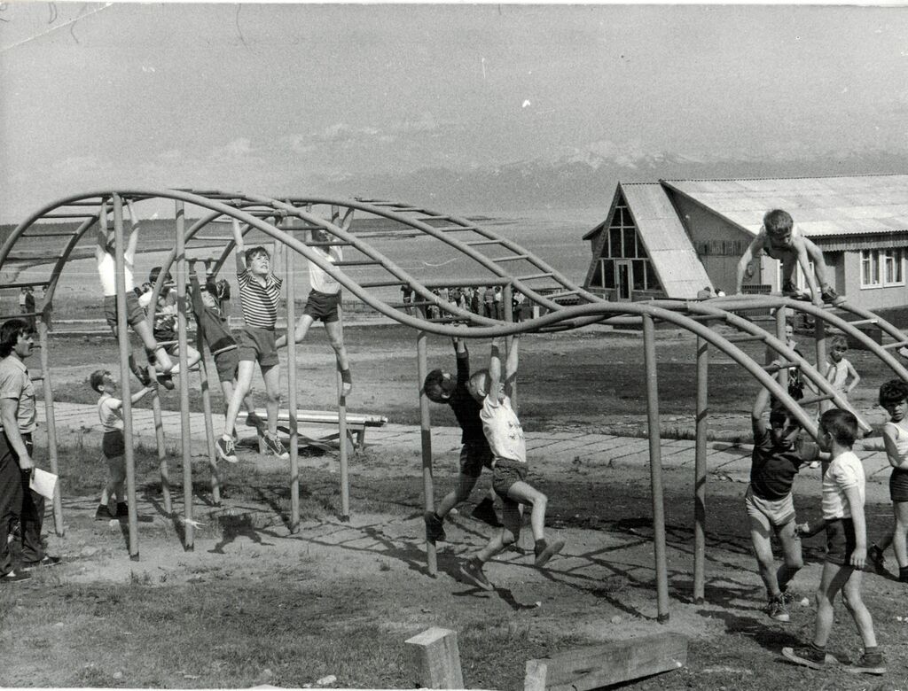 Пионерский лагерь Радуга на берегу оз. Байкал 1984 год фото Мартнисона